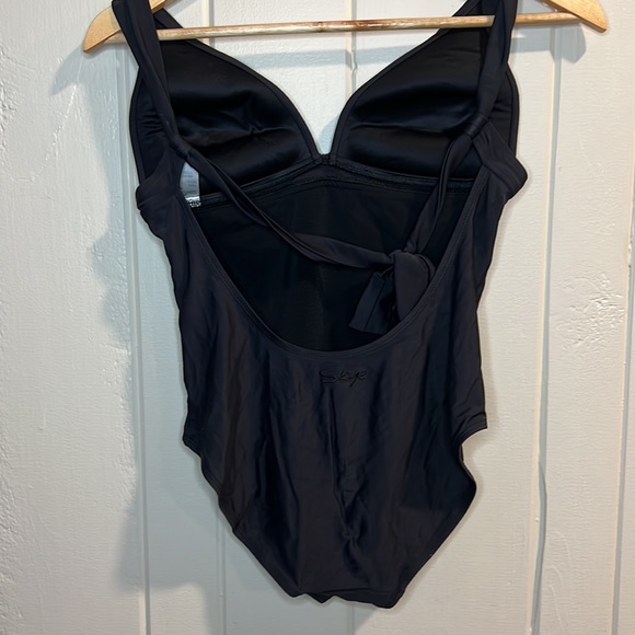 Skye Jennifer V-Neck One Piece Swimsuit - Picture 4 of 7